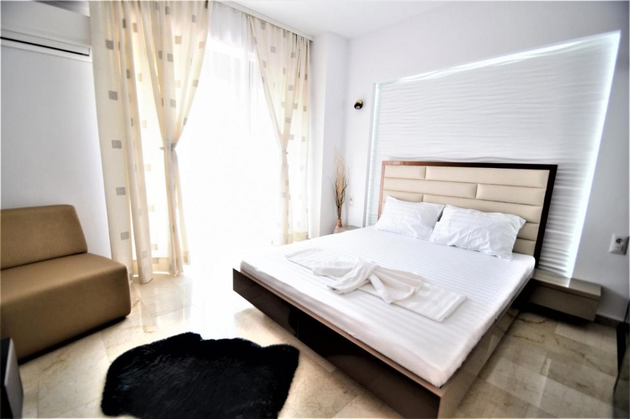 Apartament Sara Mamaia In Luxury Vila Sophia 3 Zewnętrze zdjęcie